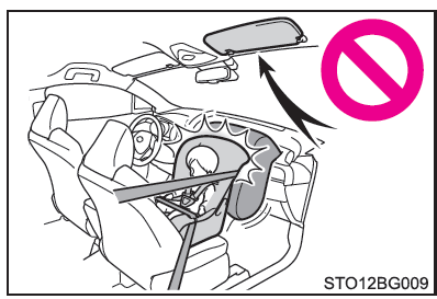 Toyota CH-R. Al utilizar un sistema de sujeción para niños