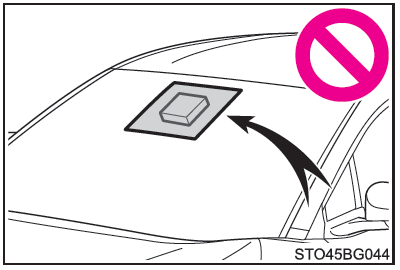 Toyota CH-R. Para evitar el funcionamiento incorrecto del sensor de la cámara
